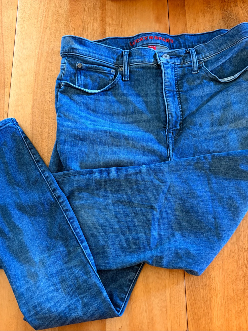 Lucky Brand Blue Denim High Rise skinny Jeans with Red Logo Accents
